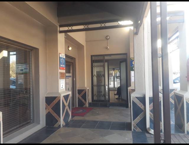 1,125M² BUSINESS FOR SALE IN RUSTENBURG CENTRAL
